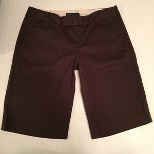 Banana Republic Bermuda Shorts Brown Size 6